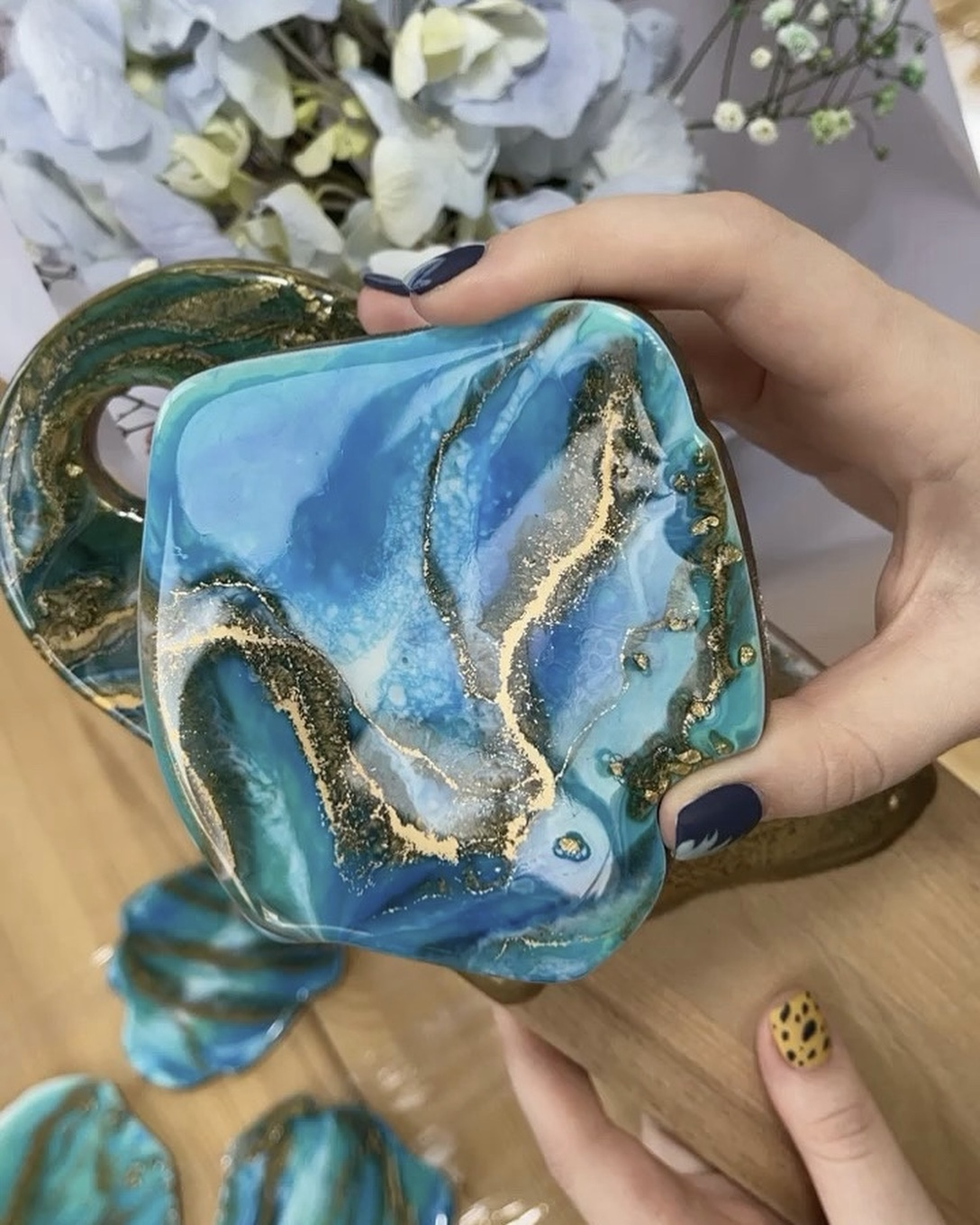 Мастер-класс «Resin art» 18+