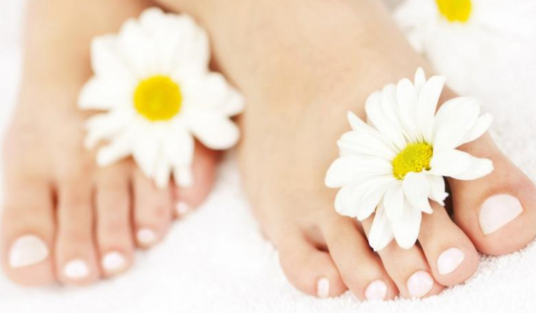 Курс "Педикюр + Гель-лак"