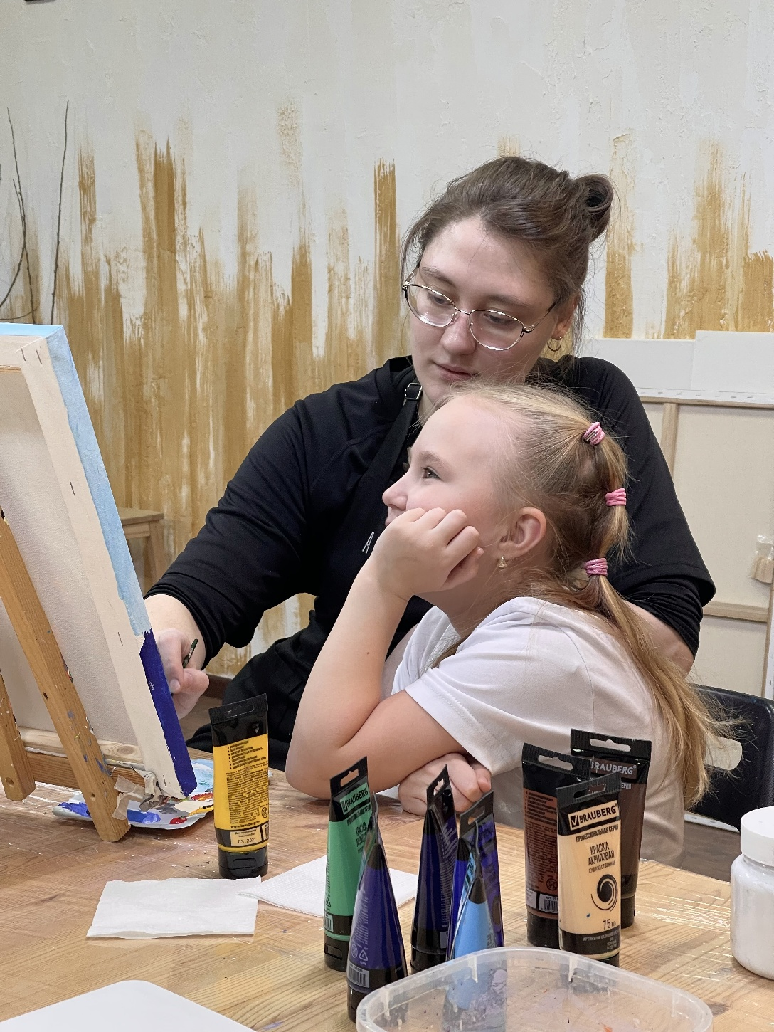 Детское индивидуальное занятие по рисованию